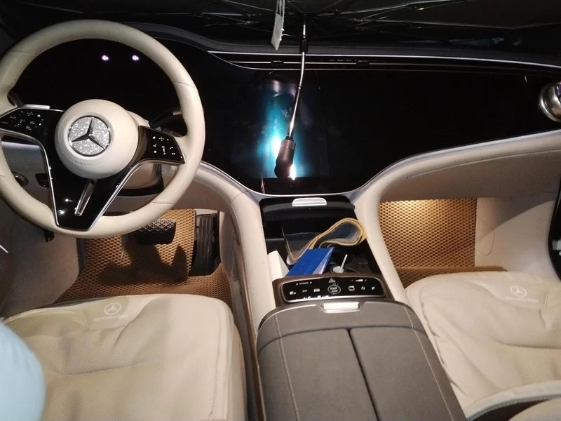 Mercedes-Benz EQS Class 2022 immagine di auto #13