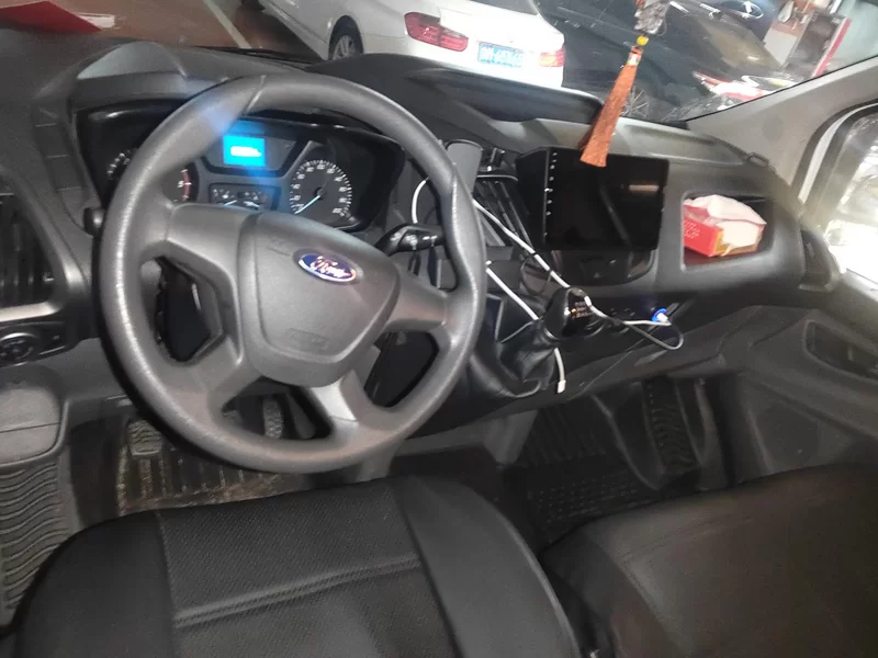 Ford Transit 2020 car image #13