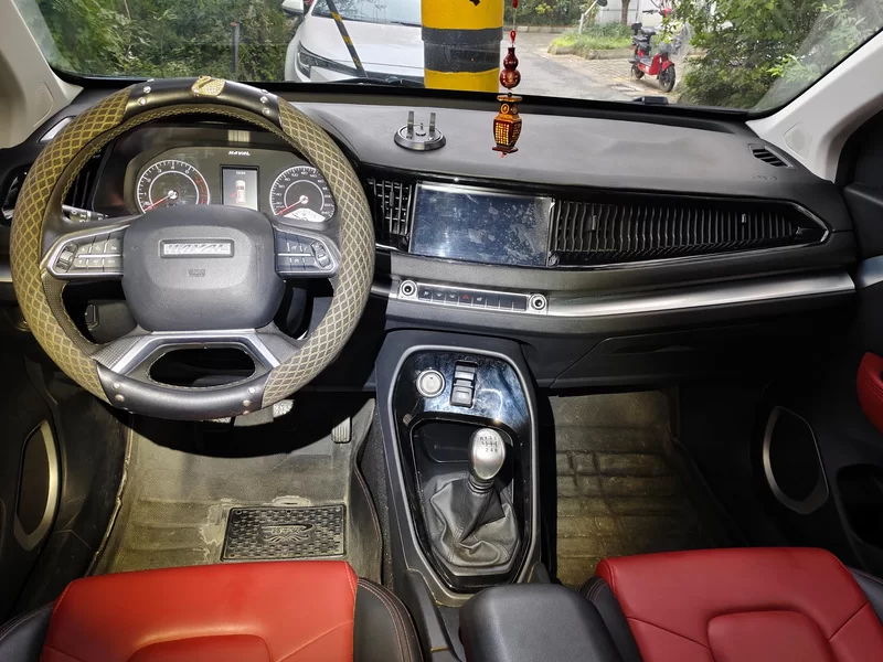 Haval H2s 2018 car image #13