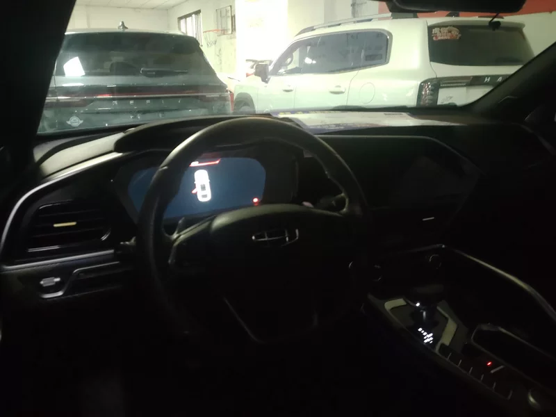 GEELY Tugella S 2022 #13 GEELY Tugella S 2022 car image #13