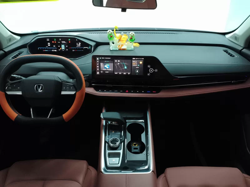 Changan CS55PLUS PHEV 2025 #13 Changan CS55PLUS PHEV 2025 صورة سيارة #13