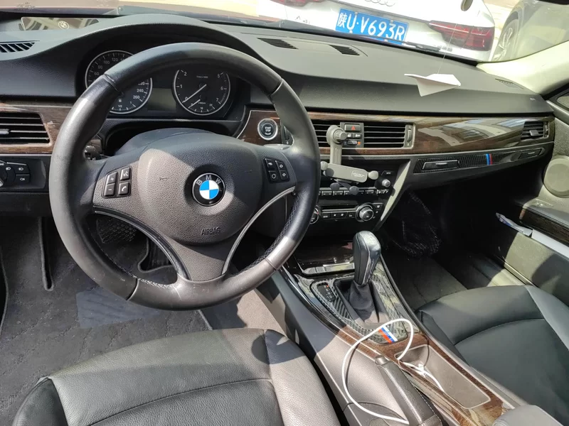 BMW 3 Series (Imported) 2013 car image #13