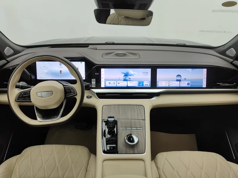 GEELY Monjaro MHEV 2024 car image #13