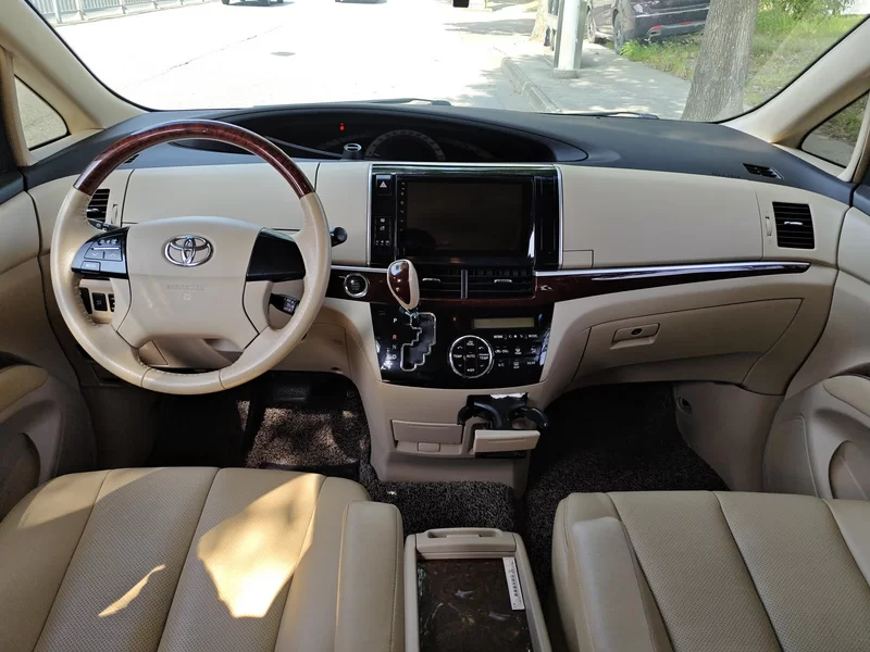 Toyota Previa 2018 car image #13