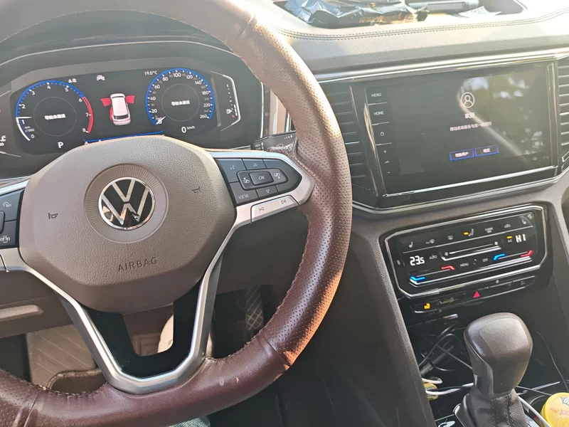 Volkswagen Viloran 2020 car image #13