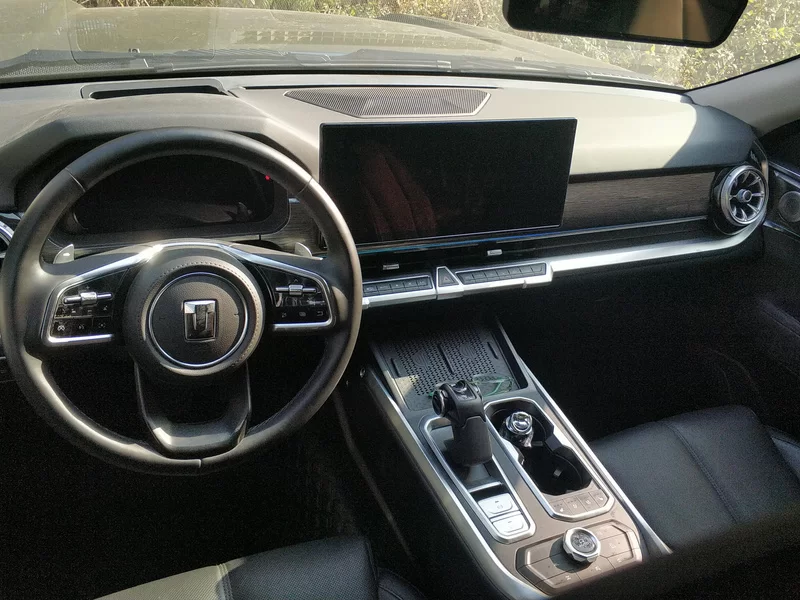 Tank 400 2024 car image #13