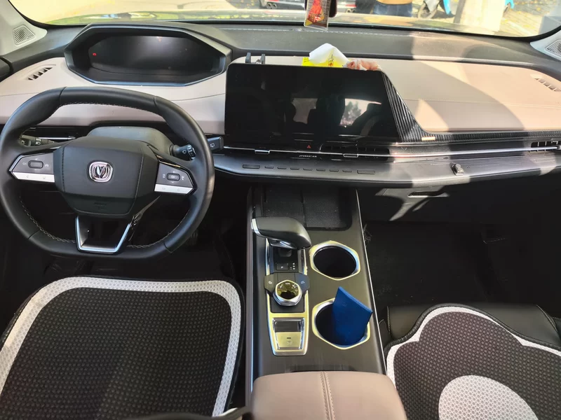 Changan CS55PLUS PHEV 2022 immagine di auto #13