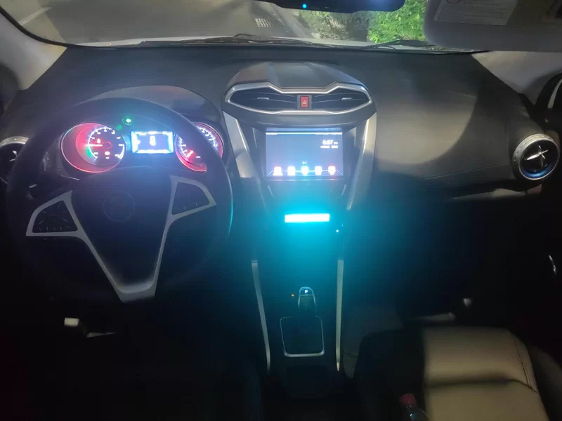 BYD Yuan New Energy 2018 car image #13