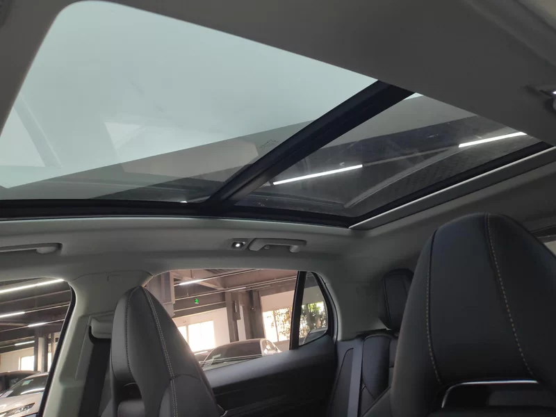 Lynk & Co 01 2024 car image #13