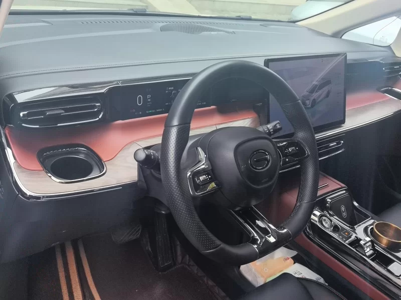 GAC Trumpchi E8 New Energy 2024 car image #13