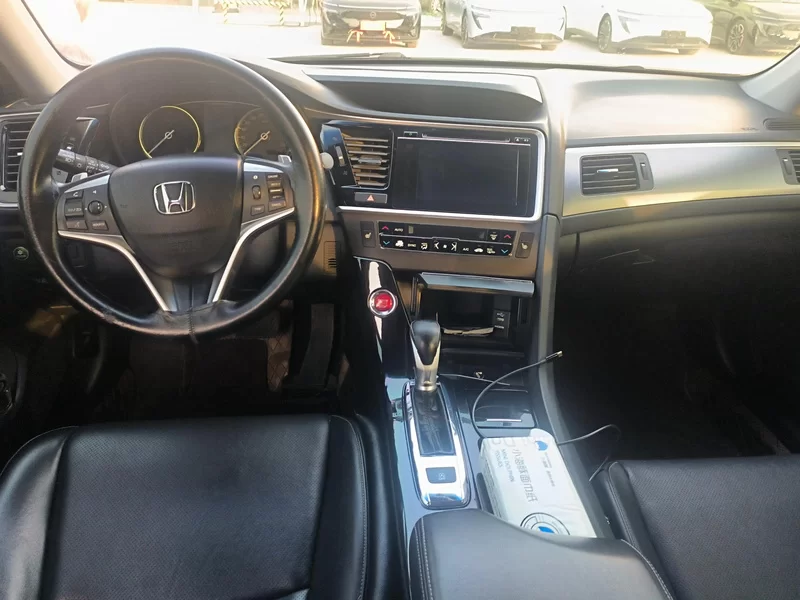 Honda Spirior 2014 #13 Honda Spirior 2014 car image #13