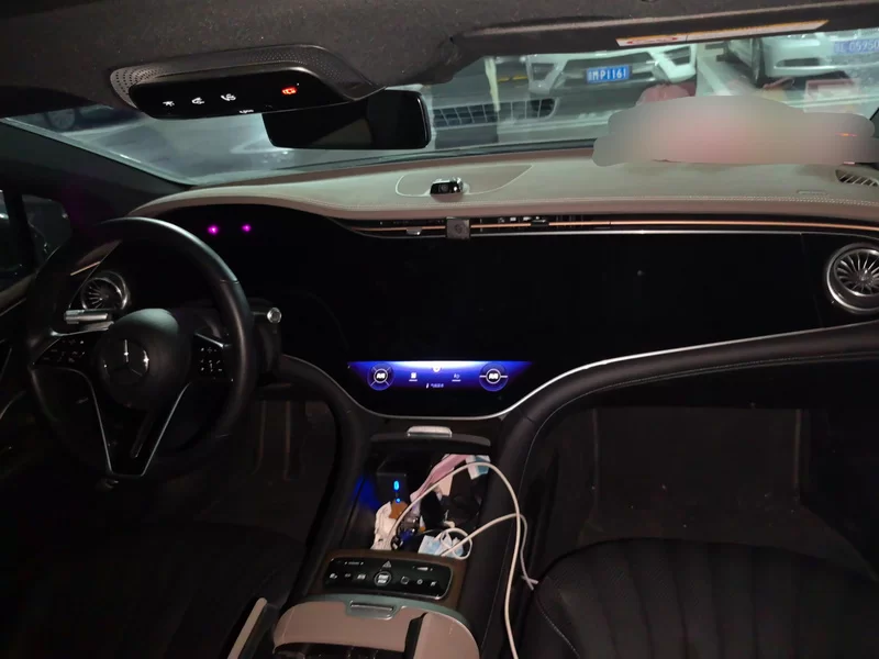 Mercedes-Benz EQS Class 2024 car image #13