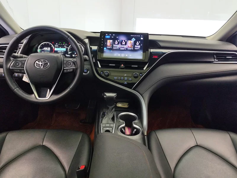 Toyota Camry 2021 image de voiture #13