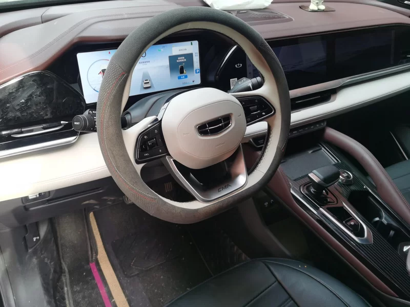 GEELY Monjaro MHEV 2023 car image #13