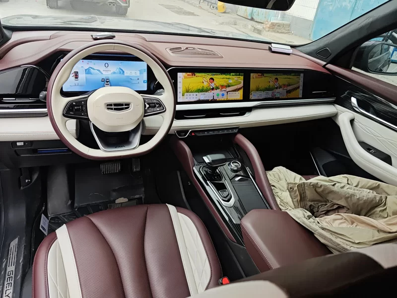 GEELY Monjaro MHEV 2022 #13 GEELY Monjaro MHEV 2022 car image #13