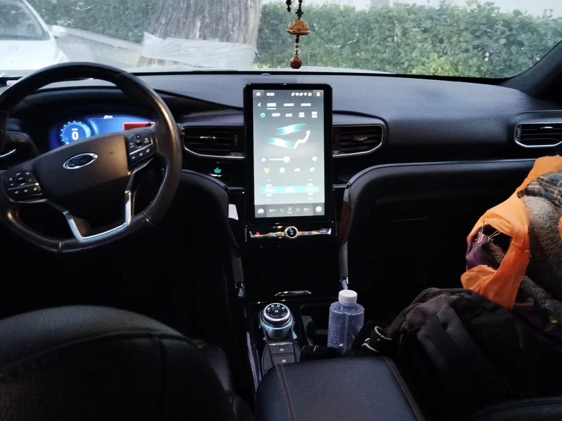 Ford Explorer 2020 صورة سيارة #13