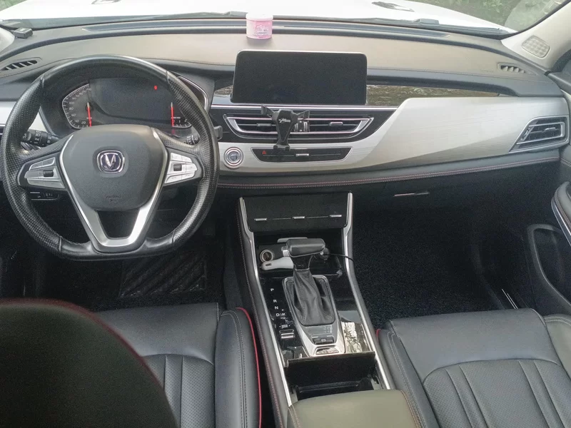 长安 长安CS75 2018 #13 长安 长安CS75 2018 汽车图片 #13