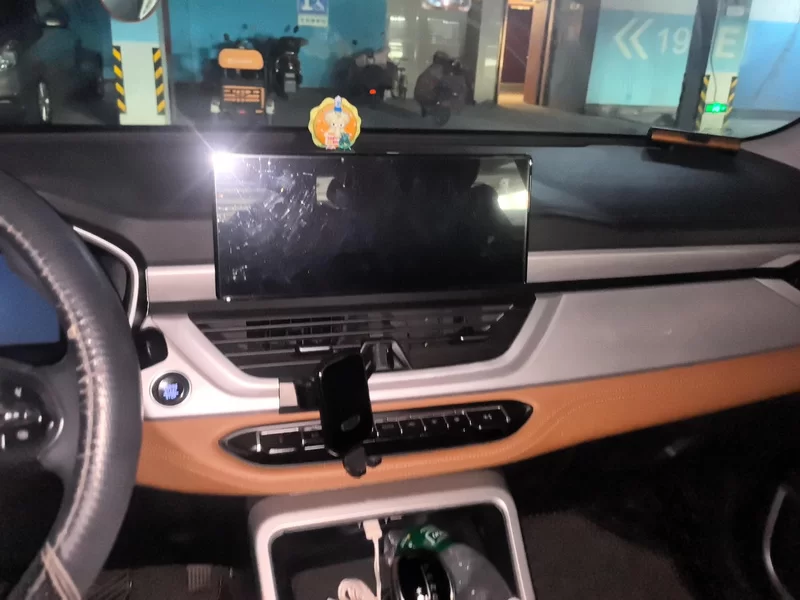 GEELY Vision X6 2020 car image #13