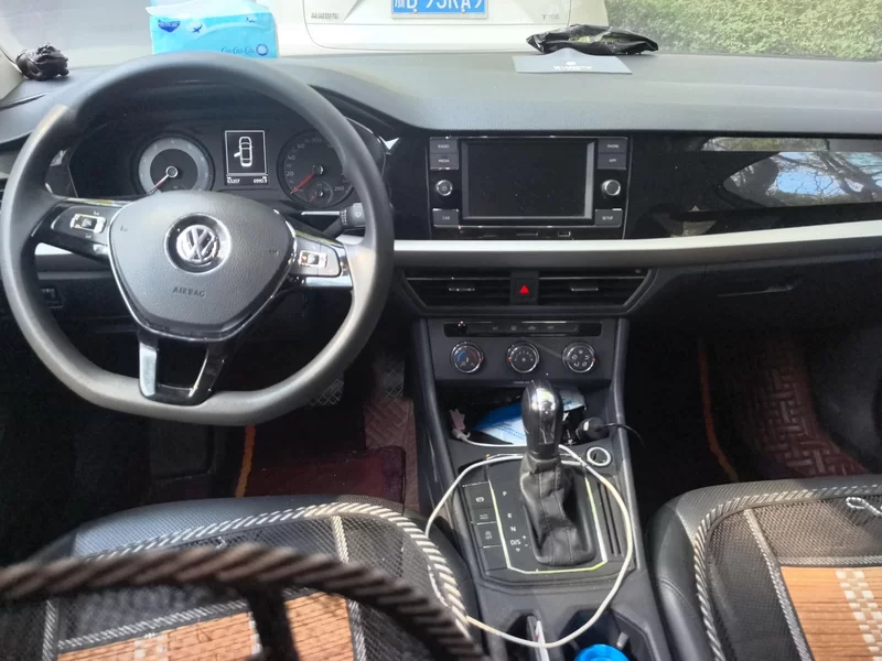 Volkswagen Lavida 2019 car image #13