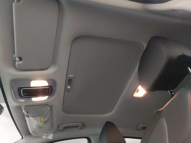 Hyundai Elantra 2025 car image #13