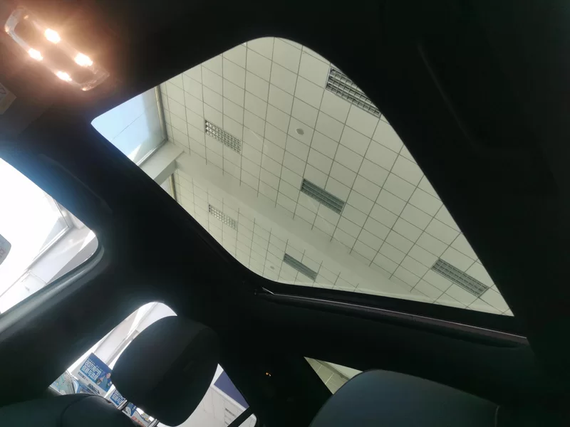 Mercedes-Benz GLA Class 2023 imagen de coche #13