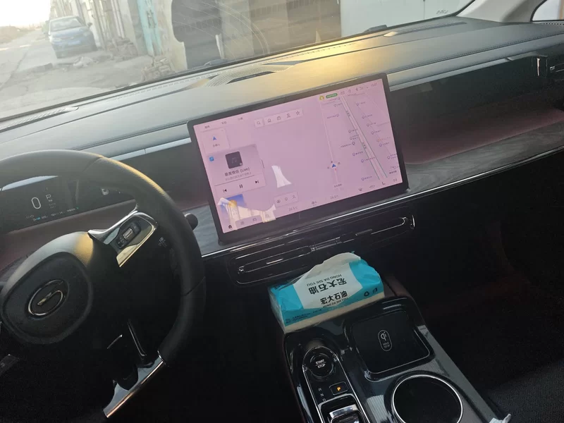 GAC Trumpchi E8 New Energy 2024 car image #13