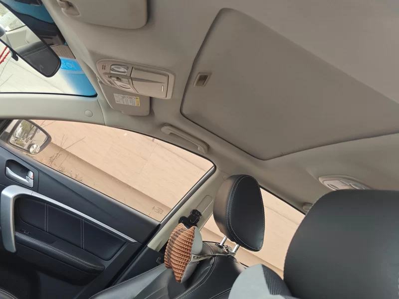 GEELY Emgrand 2017 car image #13