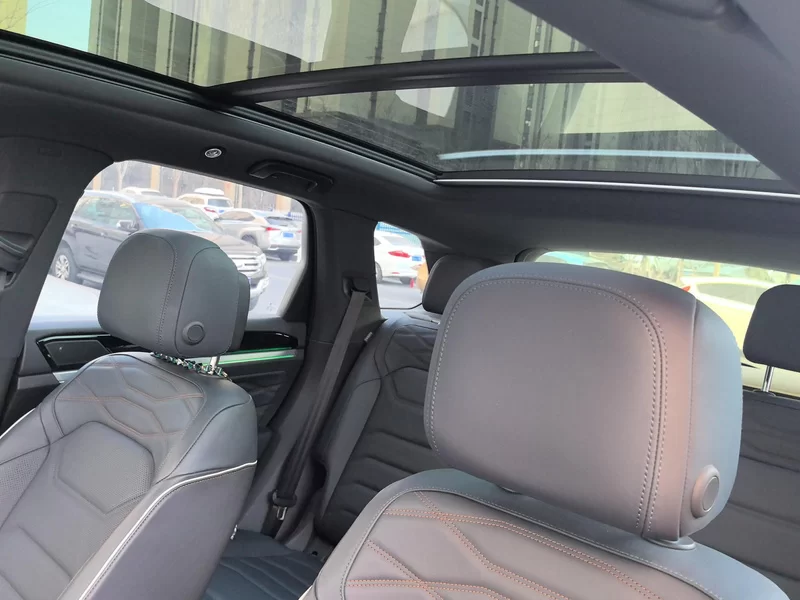 Volkswagen Touareg 2020 car image #13