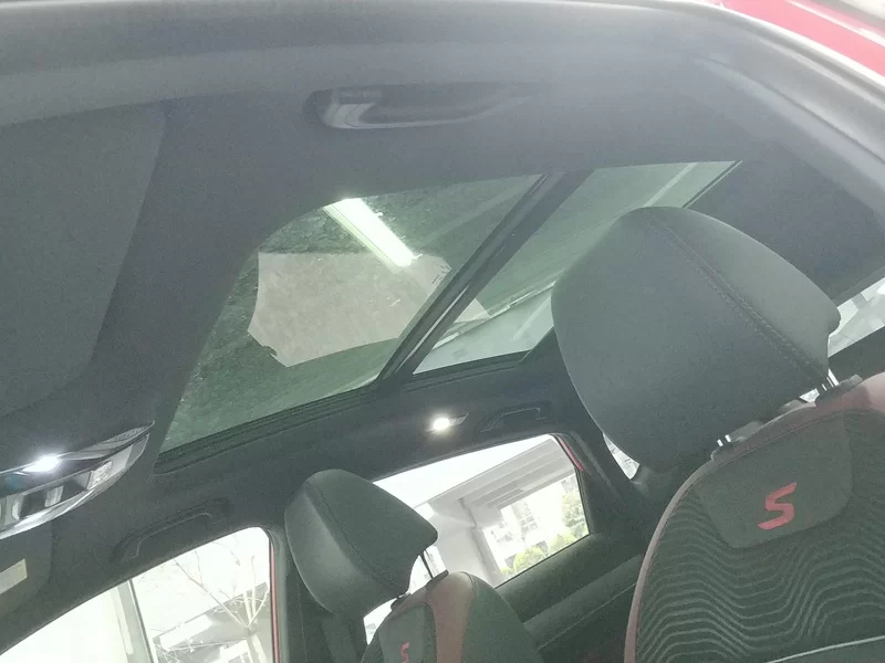 GEELY Coolray 2019 #13 GEELY Coolray 2019 car image #13