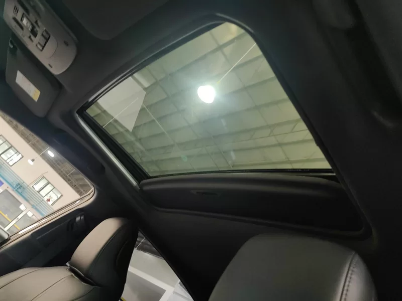 Toyota Avalon 2022 car image #13