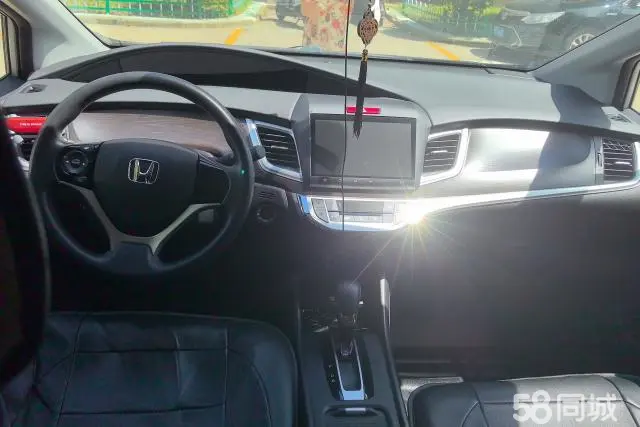 Honda Jade 2015 car image #13