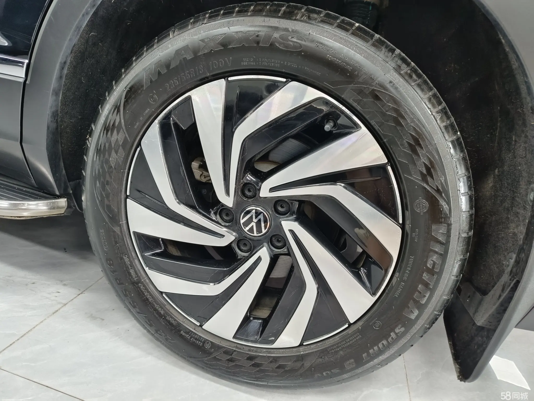 Volkswagen Tiguan L 2022 immagine di auto #13