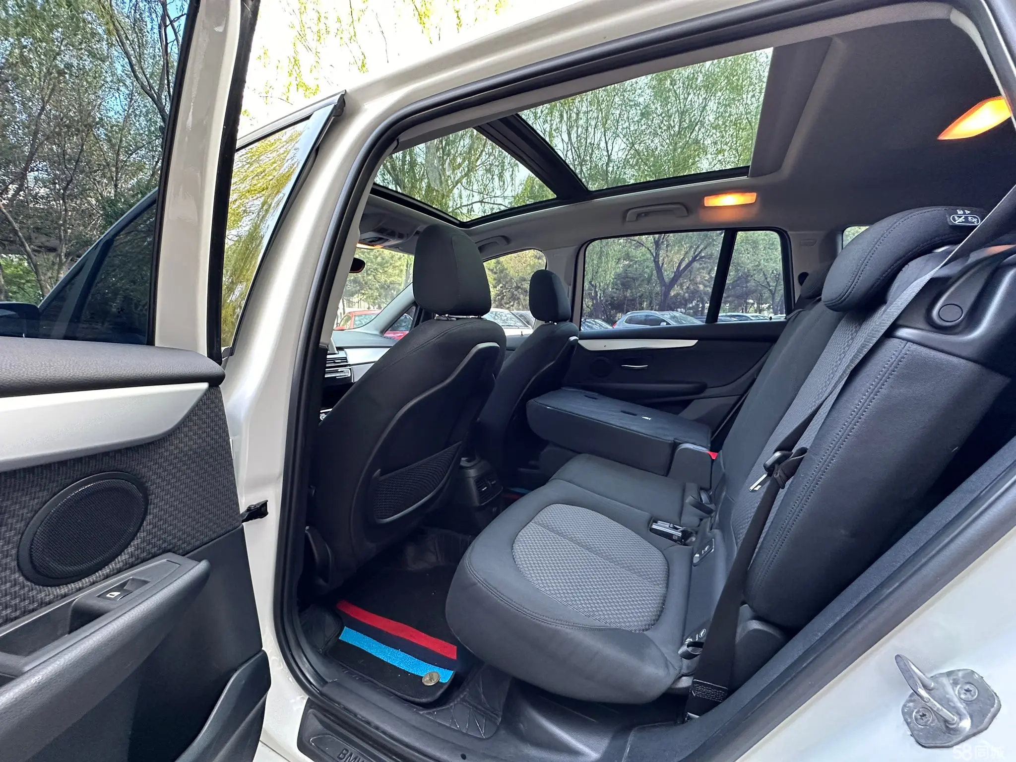 BMW 2 Series Gran Tourer 2017 car image #13