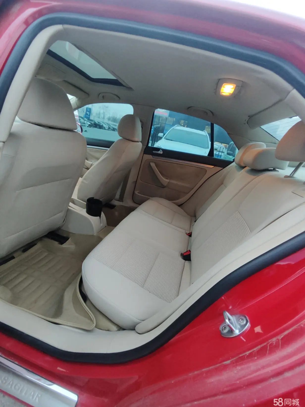 Volkswagen Sagitar 2010 immagine di auto #13