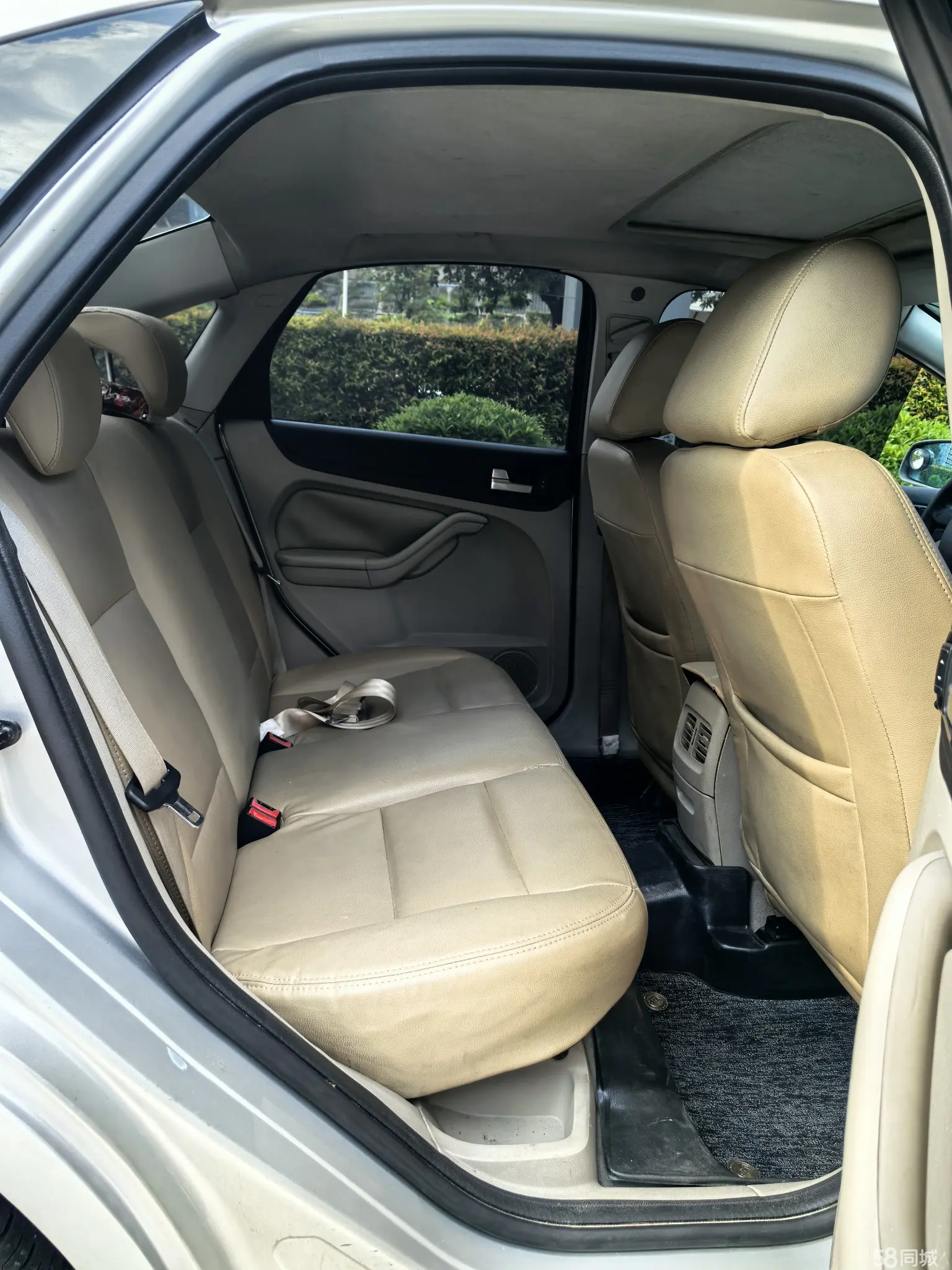 Ford Focus 2007 image de voiture #13