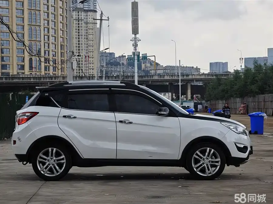 Changan CS35 2014 immagine di auto #13