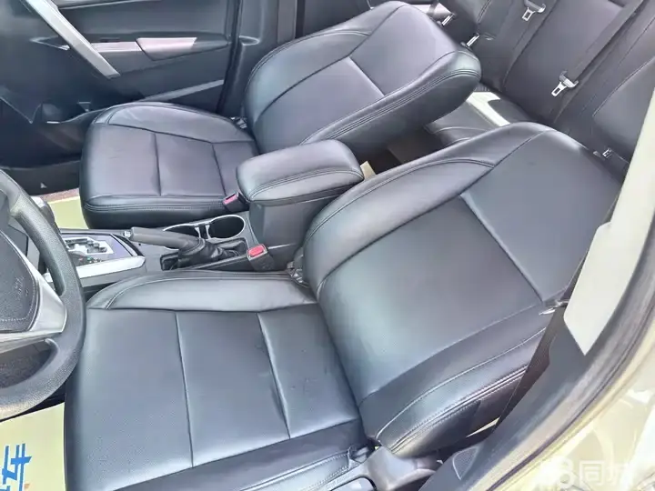 Toyota Highlander (Imported) 2014 car image #13