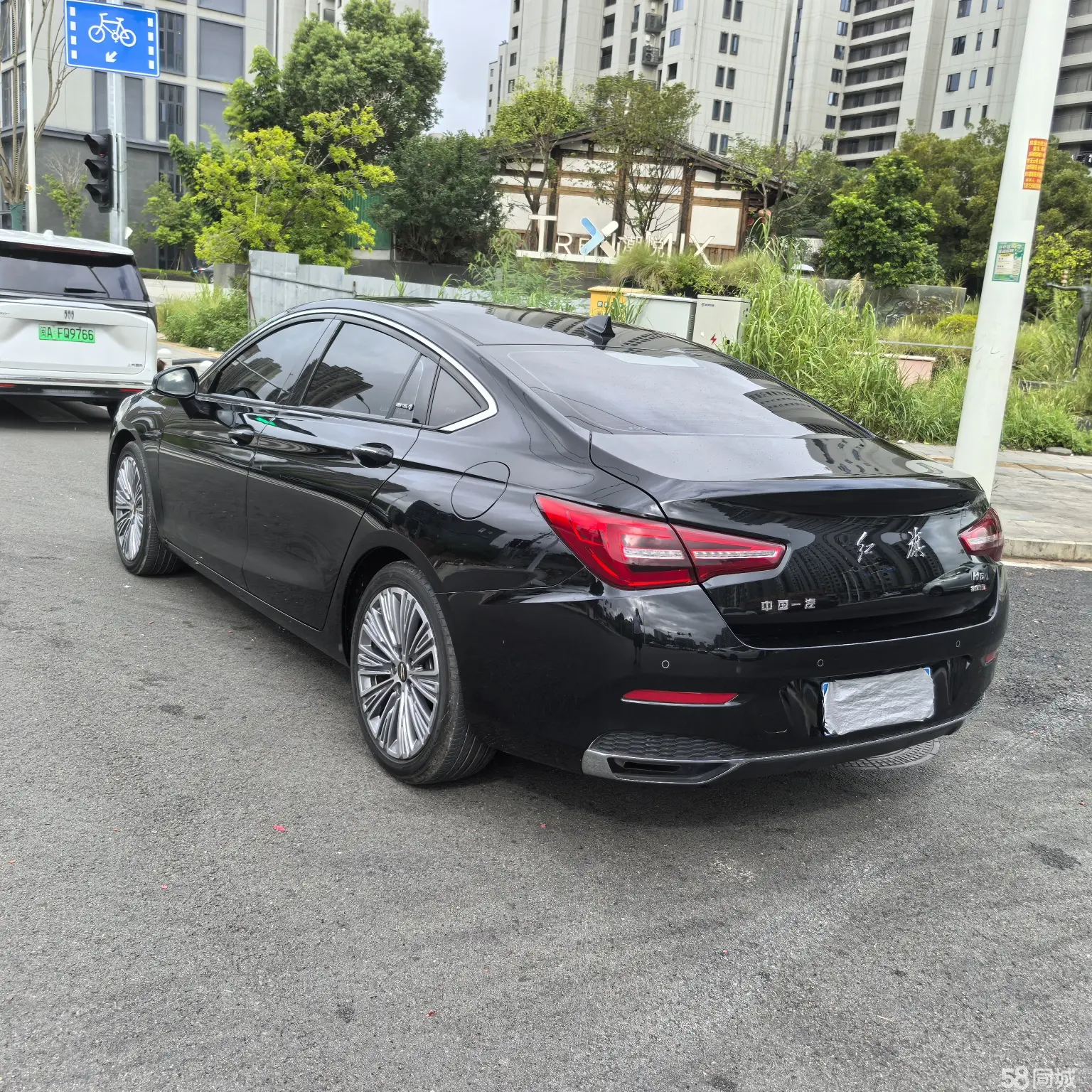 HongQi H5 2022 car image #13
