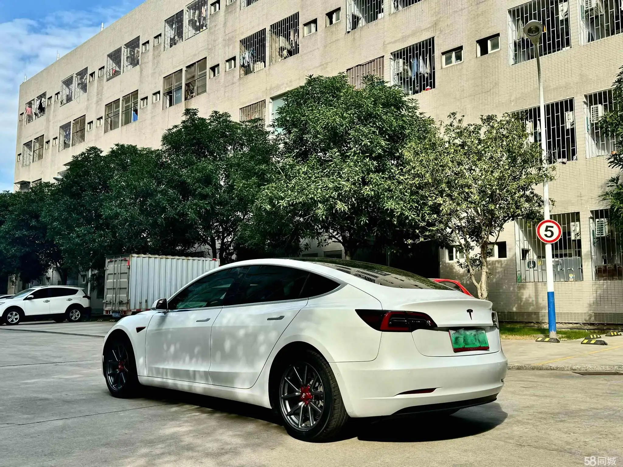 特斯拉 Model 3(进口) 2019 汽车图片 #13