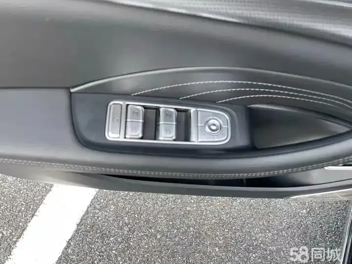 HongQi H5 2024 car image #13