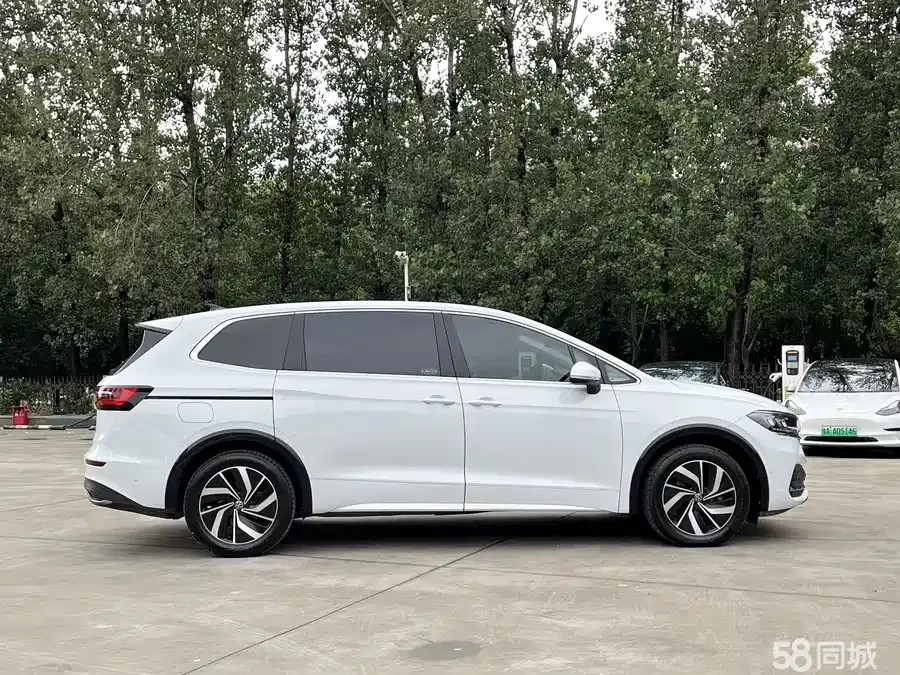 Volkswagen Viloran 2024 #13 Volkswagen Viloran 2024 immagine di auto #13