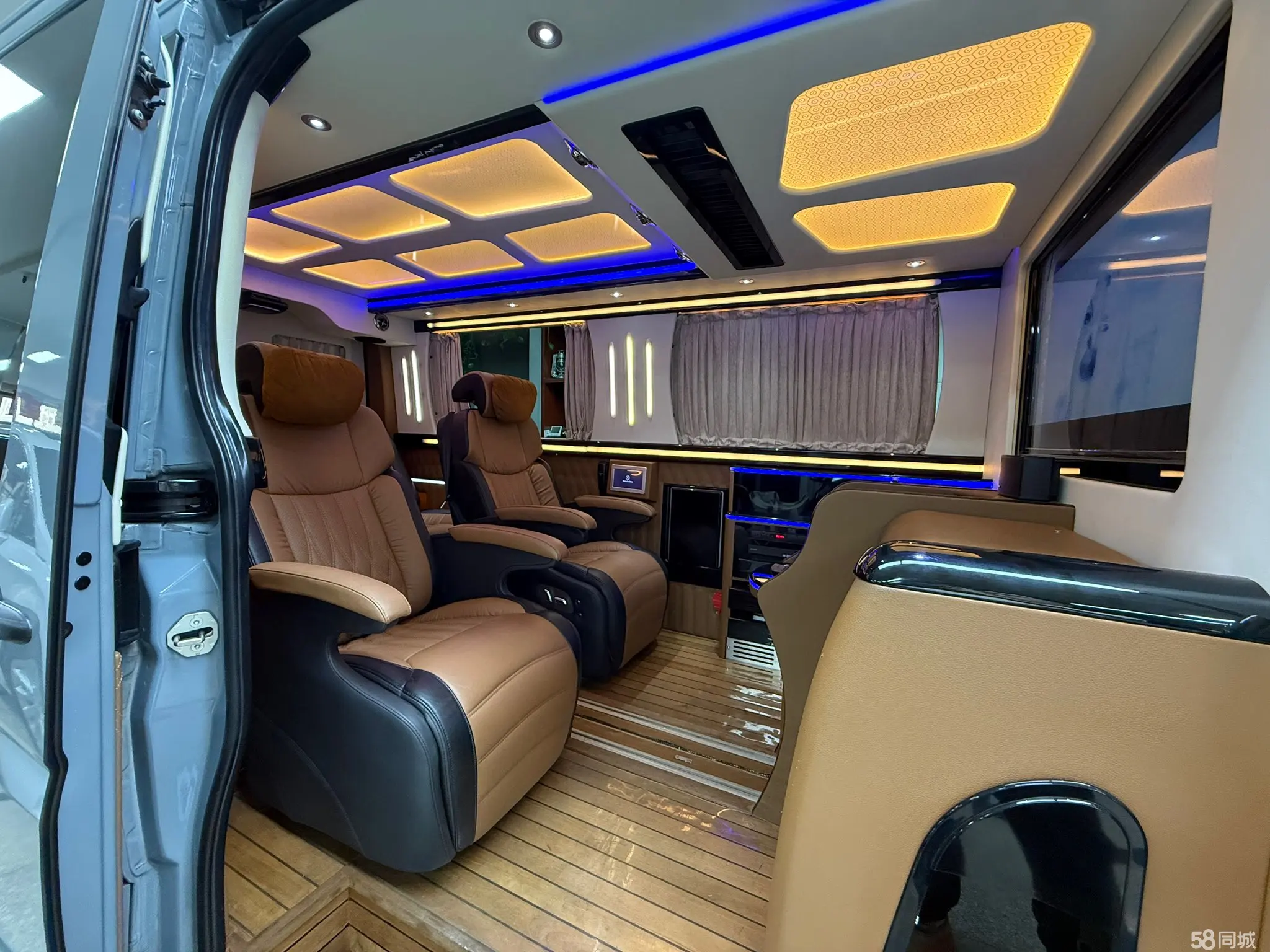 Mercedes-Benz Sprinter 2017 #13 Mercedes-Benz Sprinter 2017 car image #13