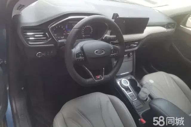 Ford Escape 2024 imagen de coche #13