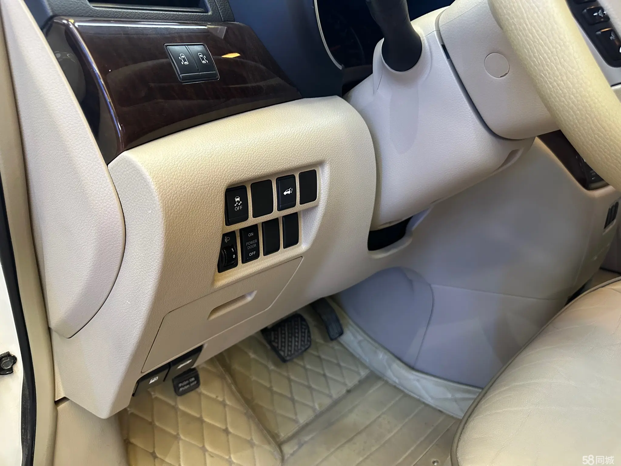 日产 贵士 2015 汽车图片 #13