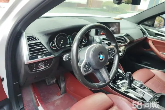 BMW X4 2019 car image #13