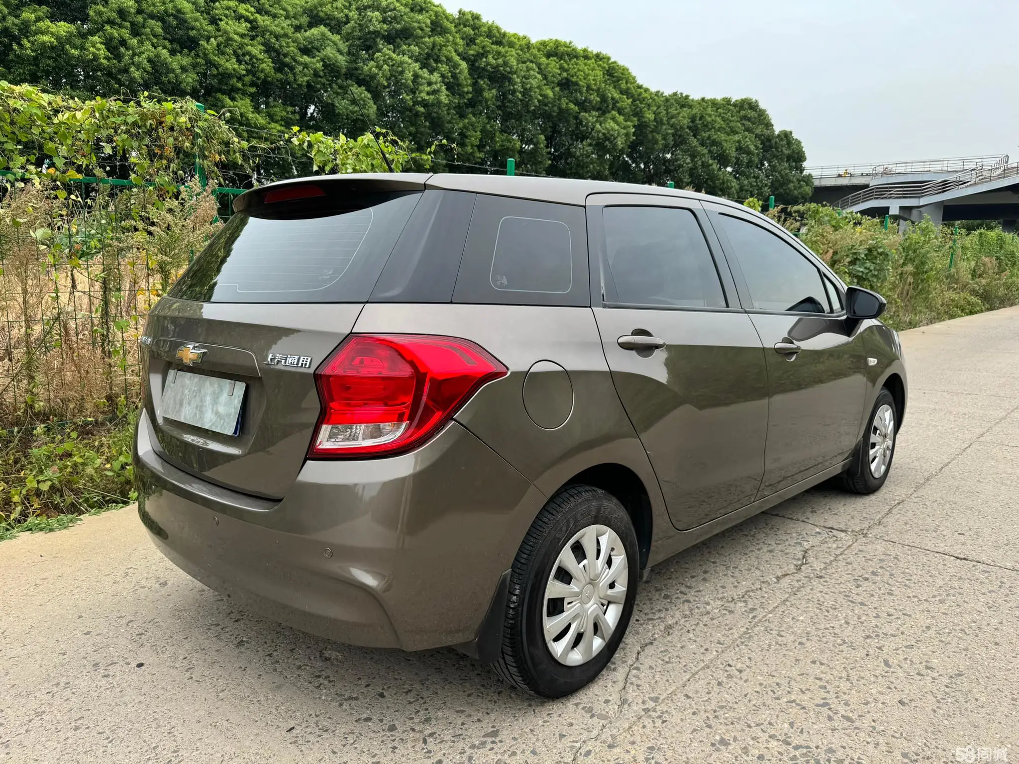 Chevrolet Lova RV 2016 #13 Chevrolet Lova RV 2016 car image #13