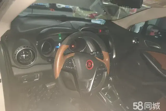 BYD Yuan 2016 car image #13