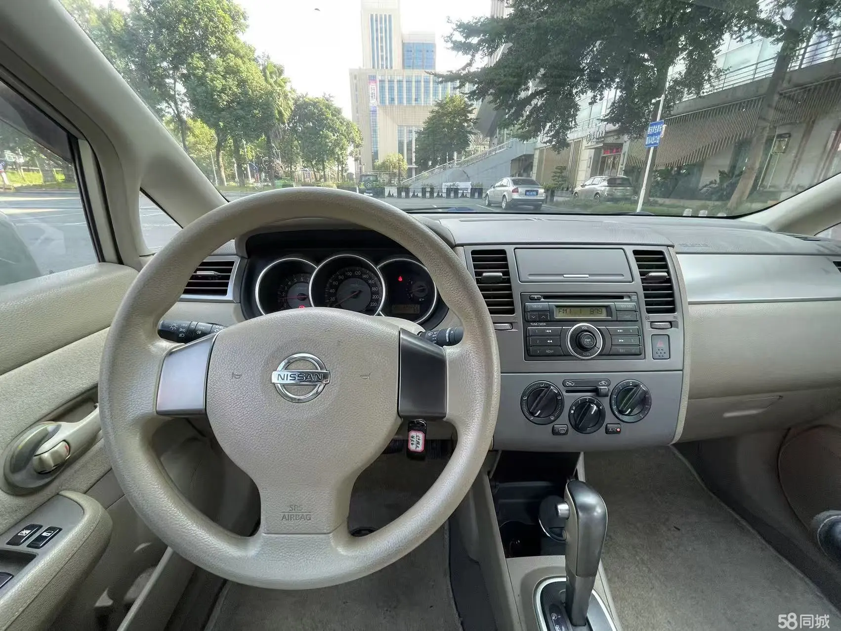 日产 颐达 2005 汽车图片 #13