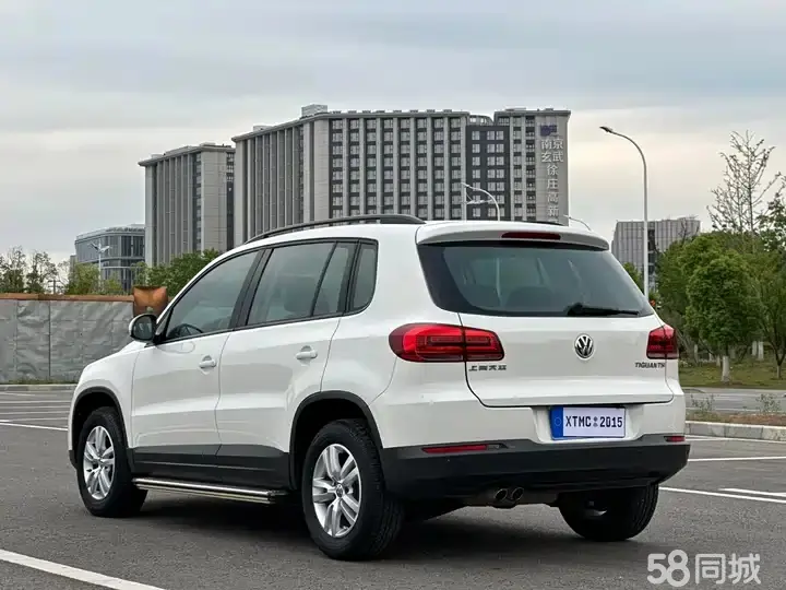 Volkswagen Tiguan 2013 car image #13