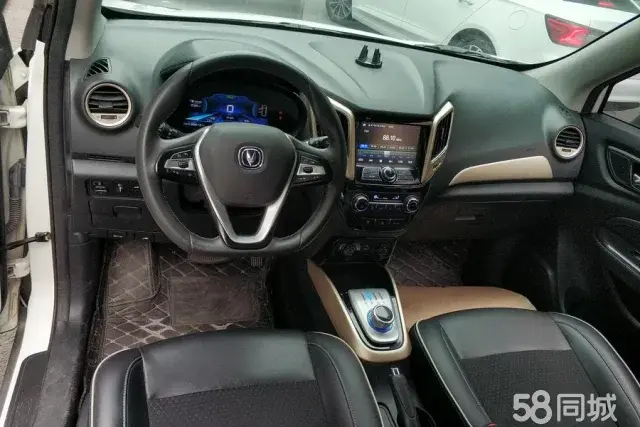 Changan CS15 EV 2019 immagine di auto #13